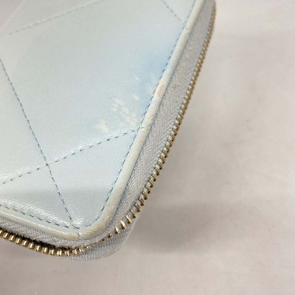 CHANEL Blue Lambskin Leather Wallet - Picture 6 of 9